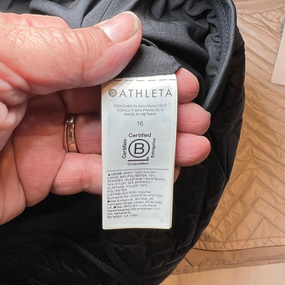 Athleta Apres Ski Short Womens 16 Black Quilted Puffer Insulated‎ Chevron 467120 - Picture 4 of 8